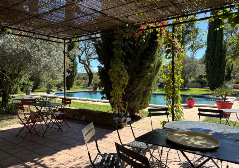 Domaine du commandeur , retraite My Ginger avec Hermine, extérieur